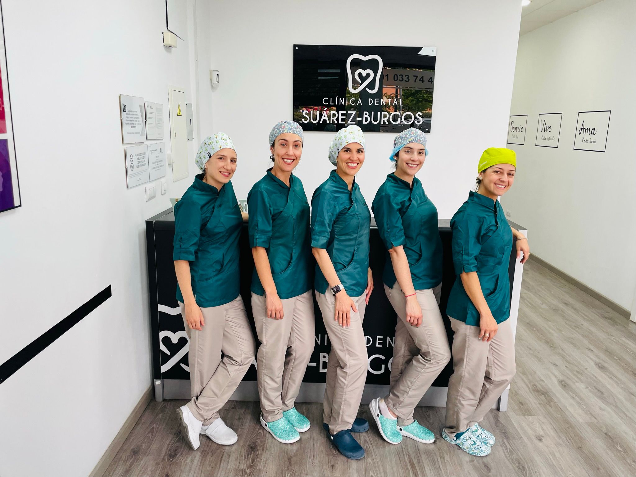 NUESTRO EQUIPO DENTISTAS SUÁREZ BURGOS RIVAS.jpeg