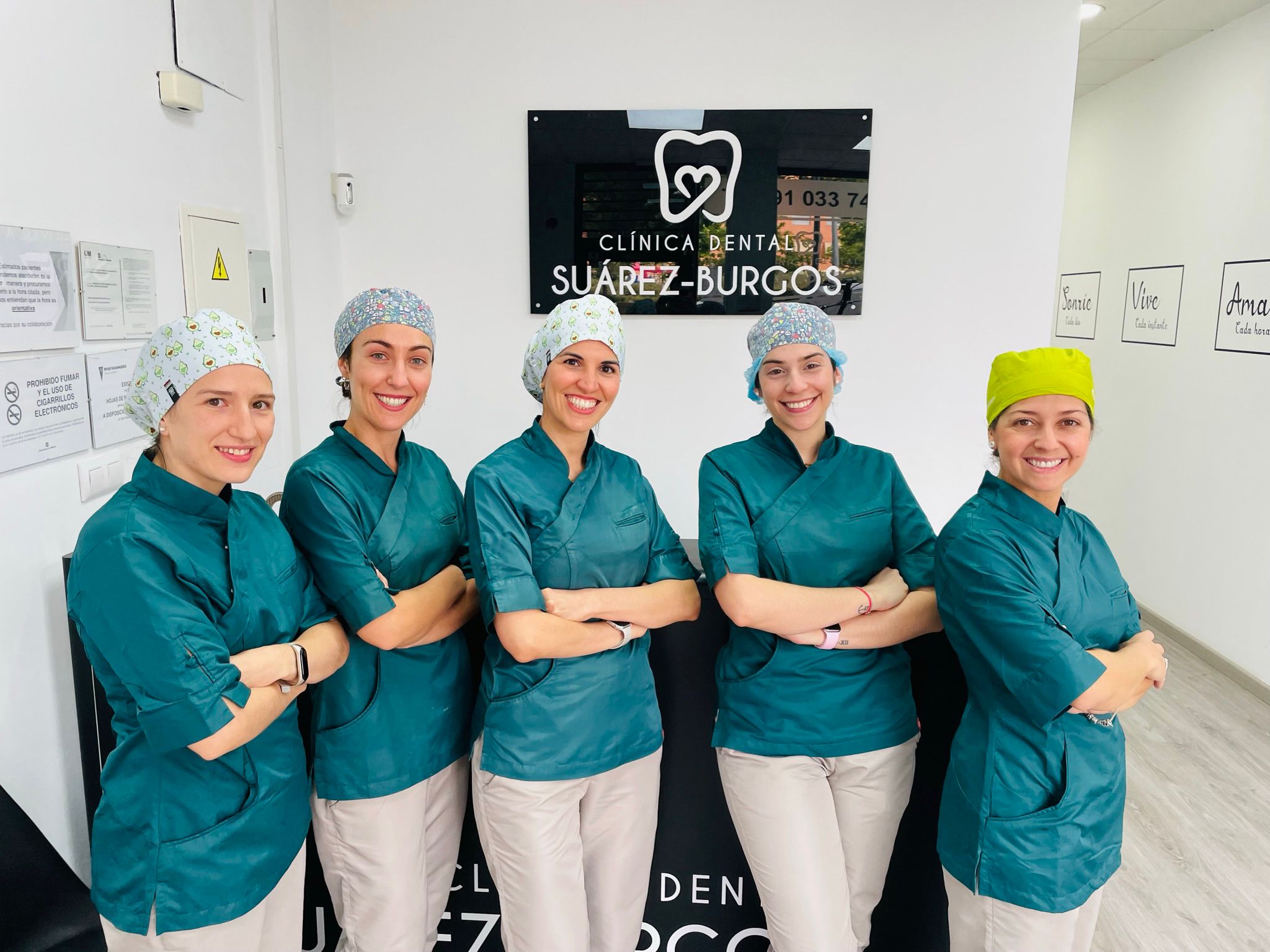 NUESTRO EQUIPO DENTISTAS SUÁREZ BURGOS RIVAS3